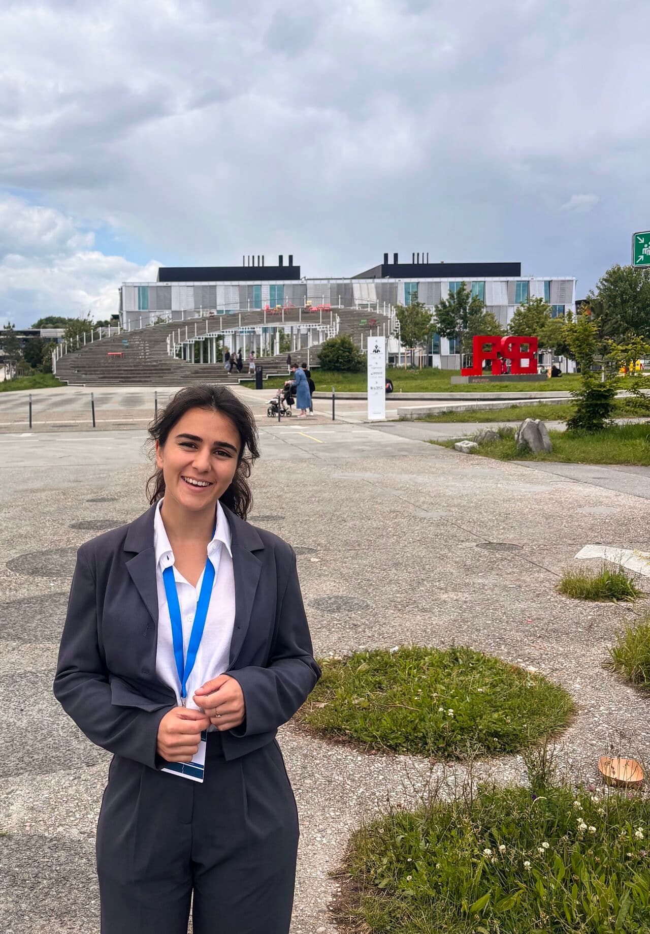 Dr. Alice Gilson speaks on AI in documentation at Swiss College of Surgeons Congress in Lausanne